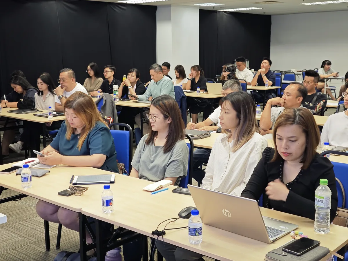 Participants following the session in the classroom