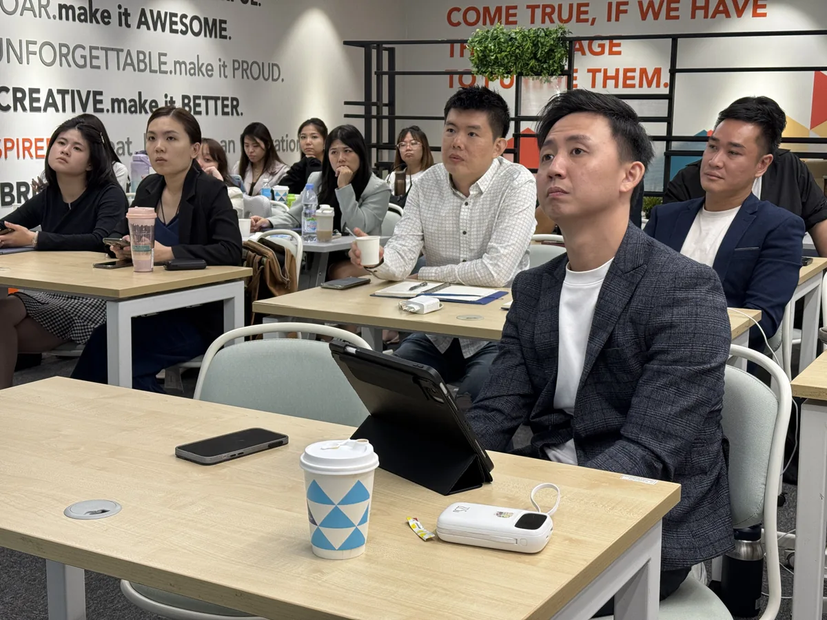 Participants at their desks during the TikTok personal IP session