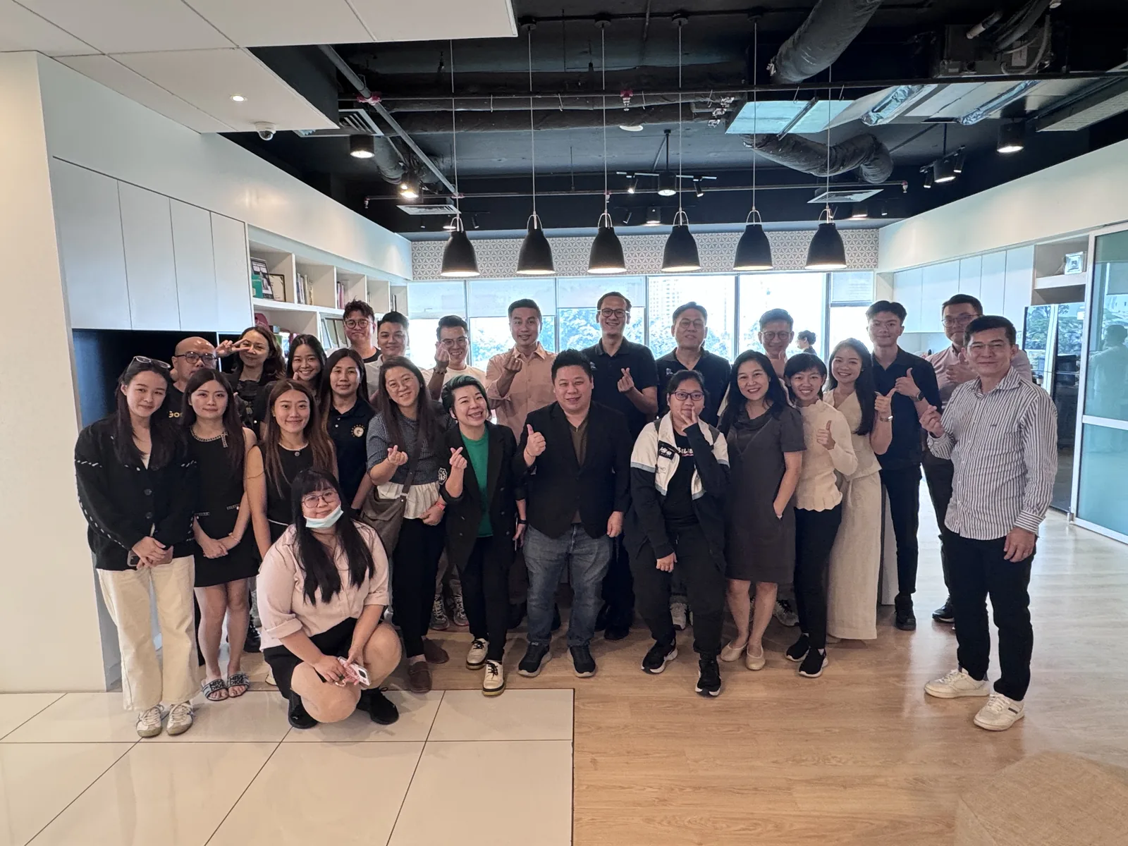 Participants group photo during the Corporate Branding x AI course