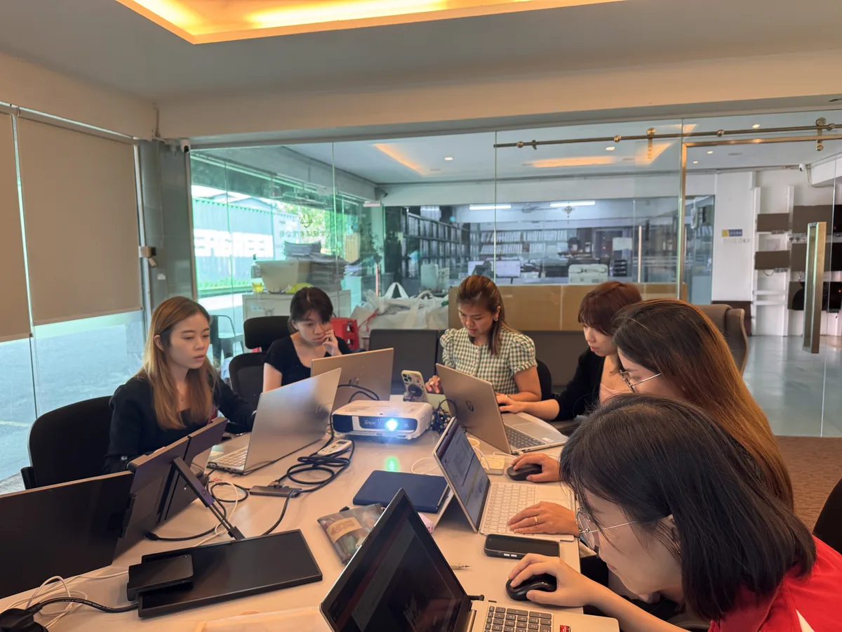 Daytime hands-on session at the Havona Hotel AI Video Creation training